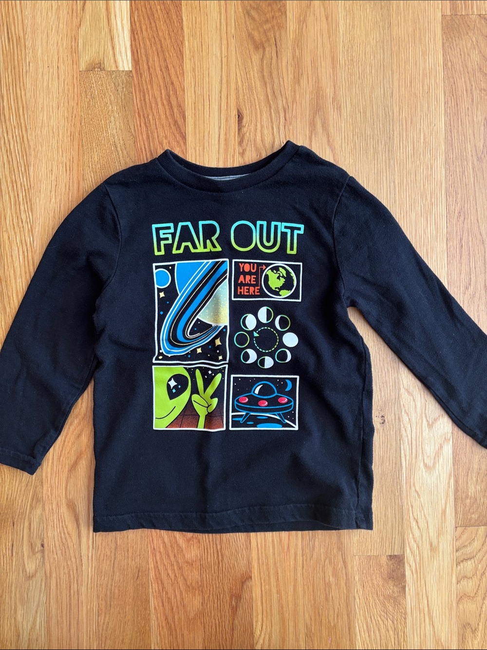Size 4 Garanimals Alien Long Sleeve Graphic Tee